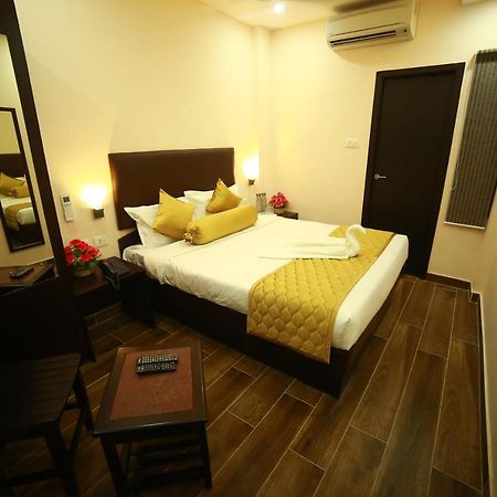 Sapphire Inn Puducherry Zewnętrze zdjęcie