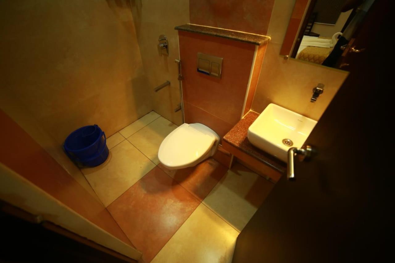 Sapphire Inn Puducherry Zewnętrze zdjęcie