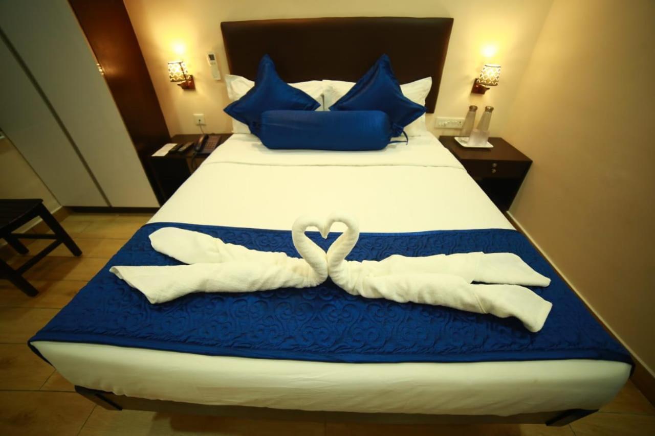 Sapphire Inn Puducherry Zewnętrze zdjęcie