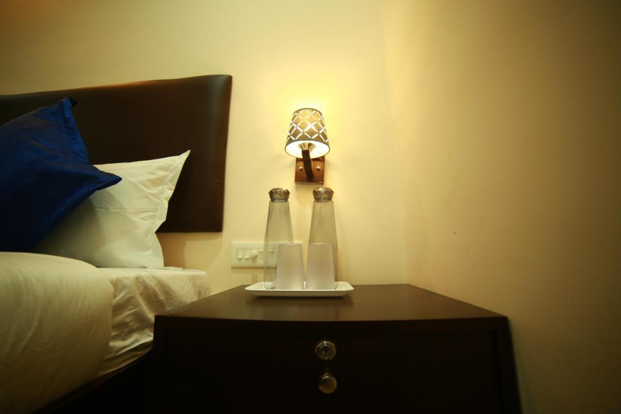 Sapphire Inn Puducherry Zewnętrze zdjęcie