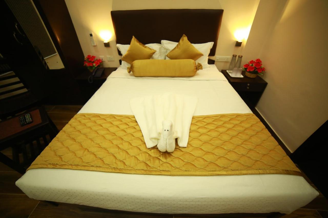 Sapphire Inn Puducherry Zewnętrze zdjęcie