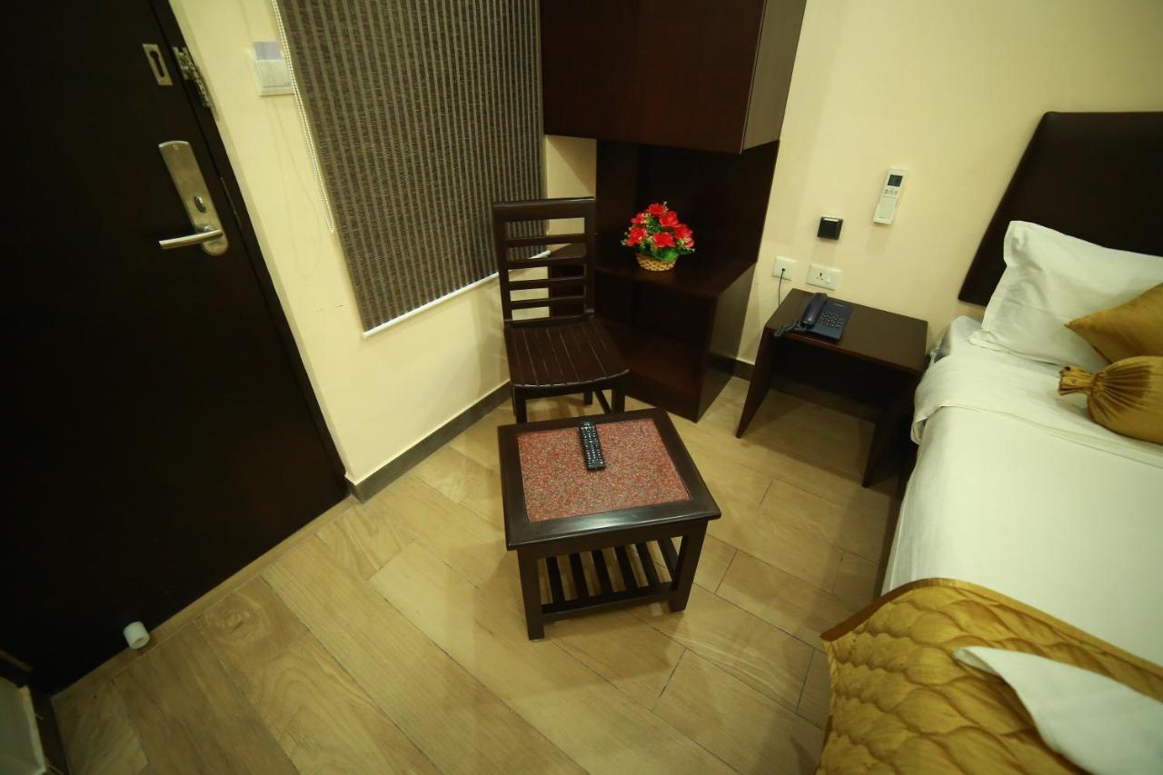 Sapphire Inn Puducherry Zewnętrze zdjęcie