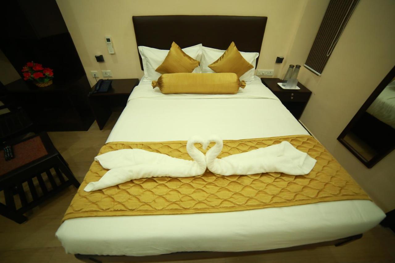 Sapphire Inn Puducherry Zewnętrze zdjęcie